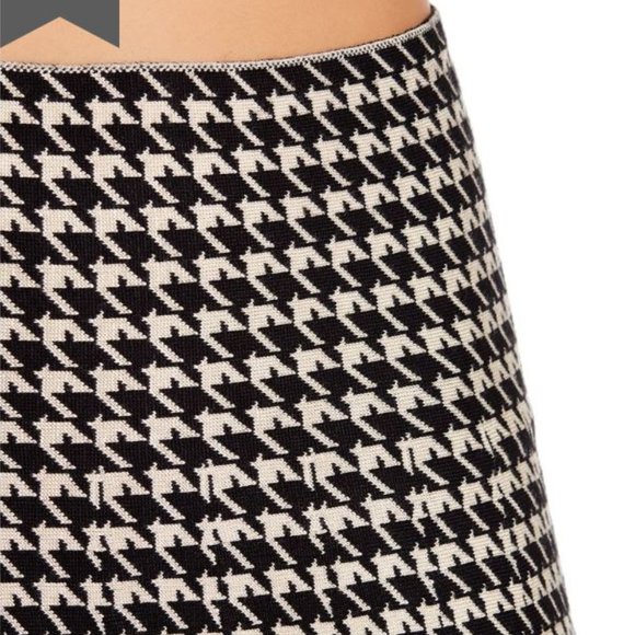 Max Studio Houndstooth Black & Cream Sweater Skirt - Picture 3 of 11